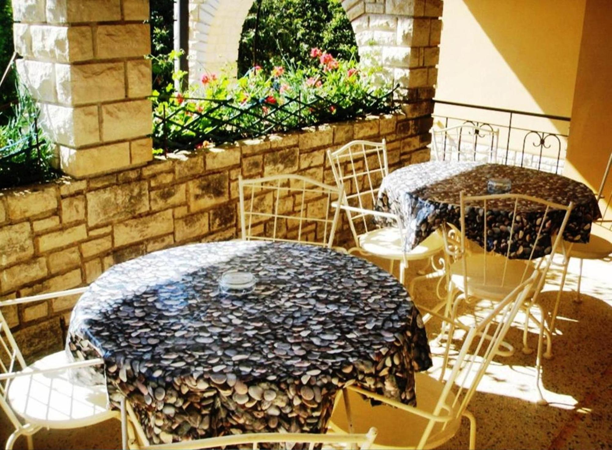 Renata Mare Apartments 로비니 외부 사진