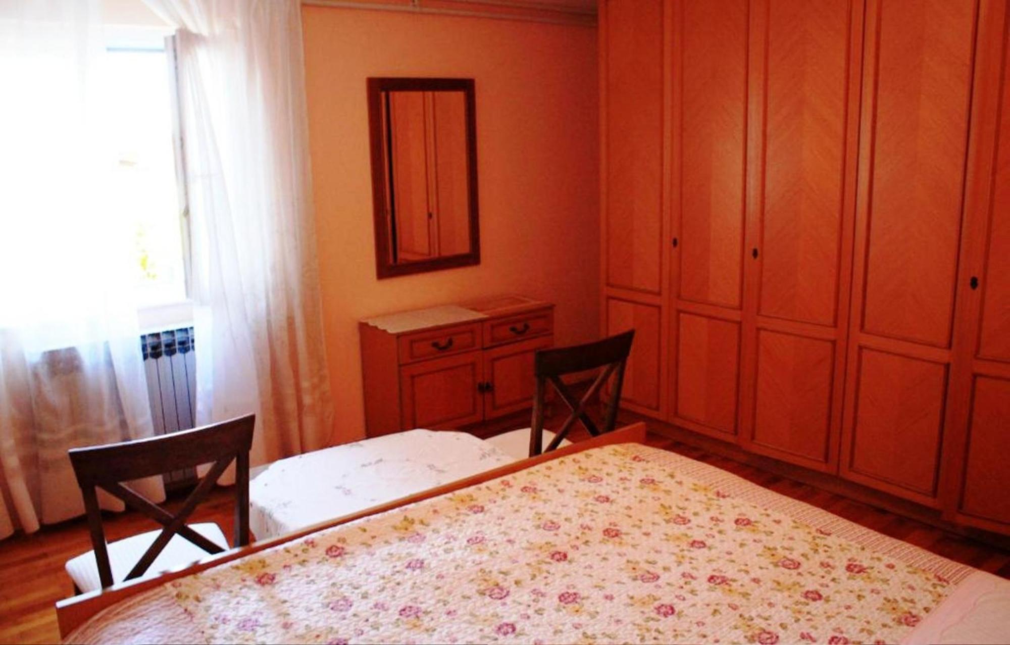 Renata Mare Apartments 로비니 외부 사진