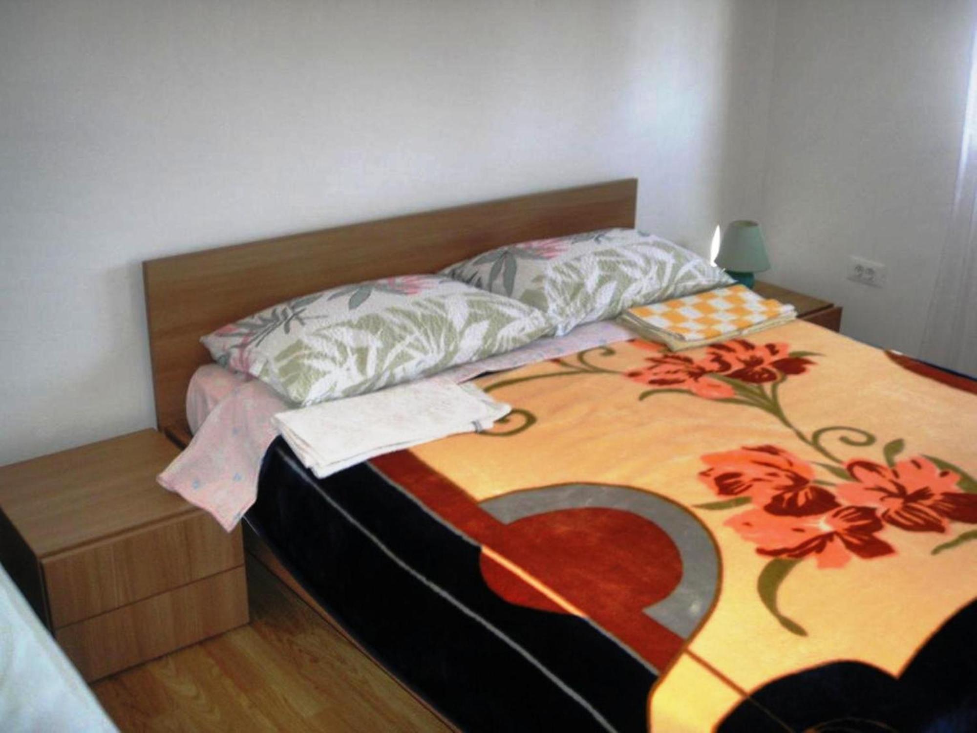 Renata Mare Apartments 로비니 외부 사진